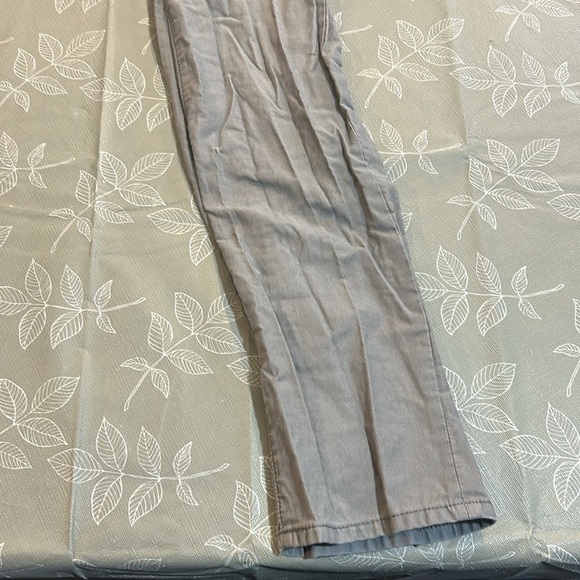 Men’s Dockers Straight Fit Pants. - Picture 12 of 12
